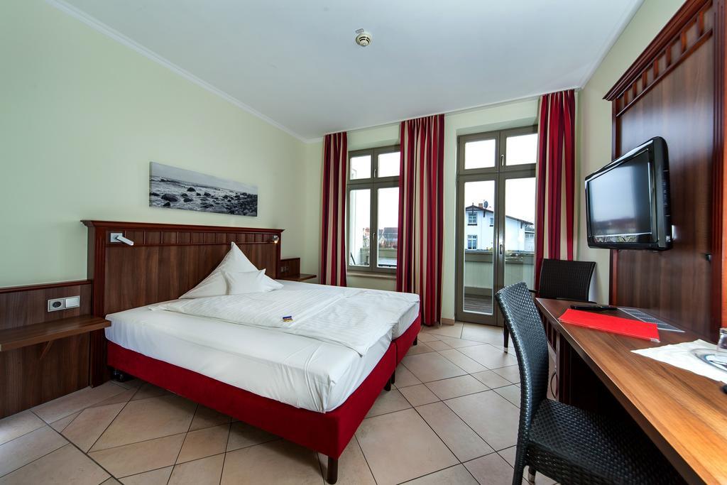 Waldhotel Graal-Mueritz Kültér fotó